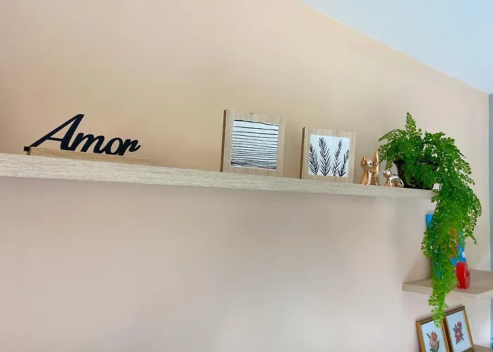 Ap 1 Quarto E Varanda Em Ipiabas